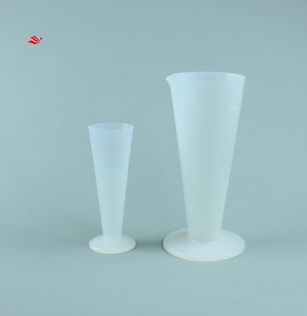 ASONE Graduated Laboratory Measuring Cup 100ml PFA Isotopic Analysis 