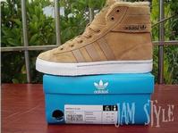 Men's Adidas sports shoes