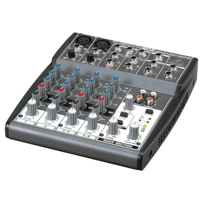 BEHRINGER XENYX 802