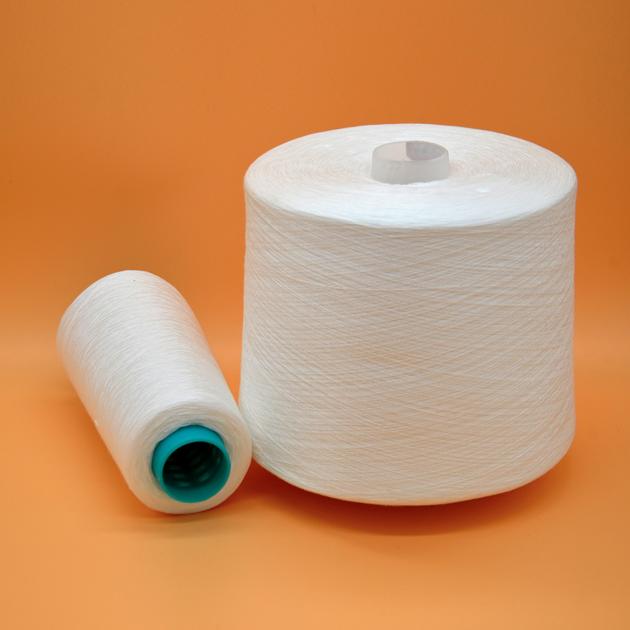 100 Spun Polyester Sewing Thread Stock