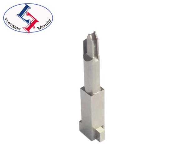 China Custom Precision Connector Mold Part