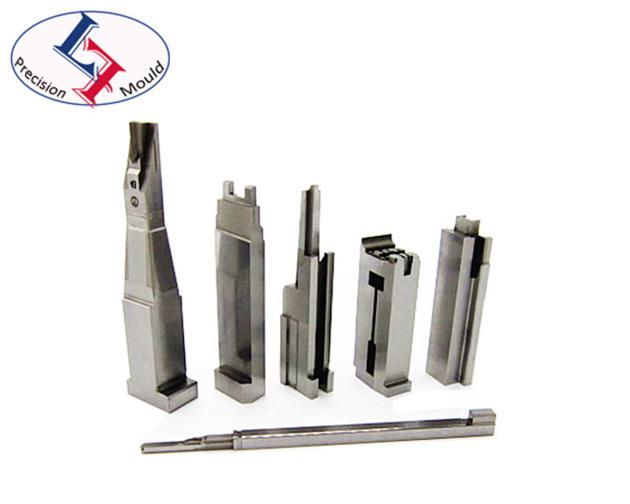 China Custom Precision Connector Mold Part