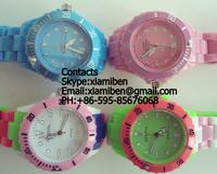 2011 fashion colorful silicone rubber plastic watches