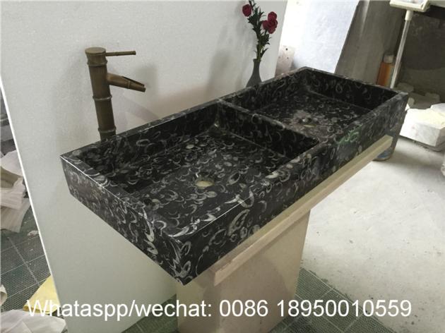 Black Sea Shell Marble Bath Rectangle