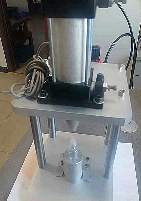Semi Automatic Cigarette Holder Press Machine
