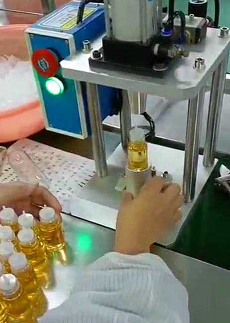 Semi Automatic Cigarette Holder Press Machine