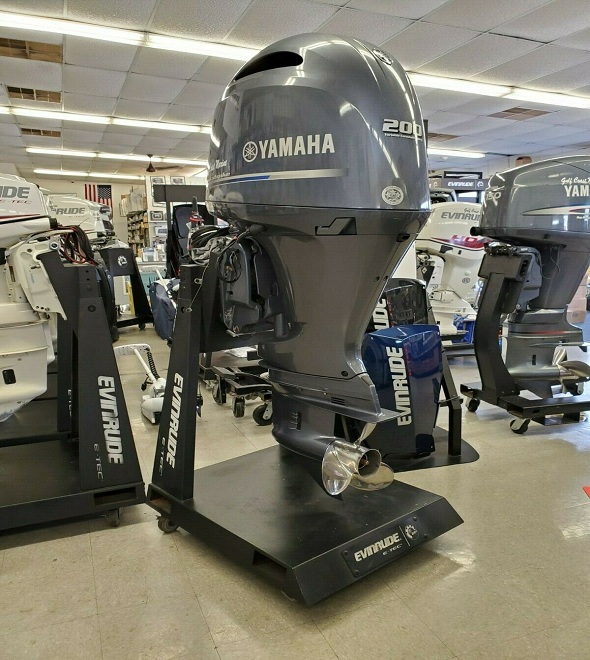 Slightly used Yamaha 200HP 4-Stroke Outboard Motor Engine