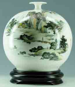 ceramic-vase like a ball