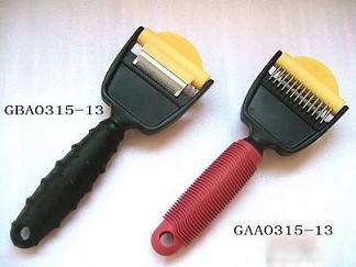 2-in-1 pet rake brush