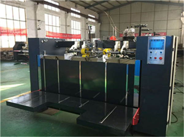 China semi auto servo carton box/paperboard stitching machine