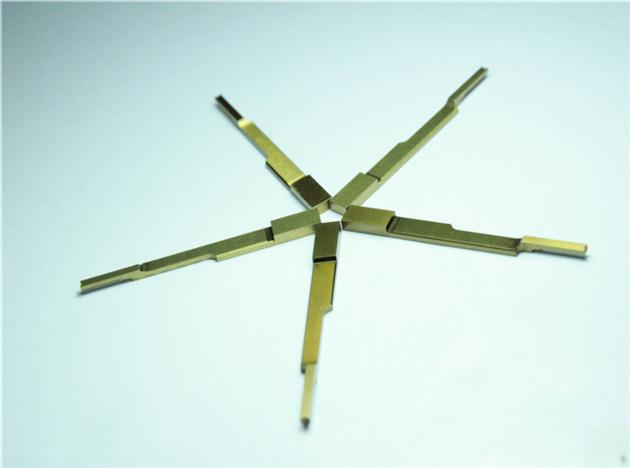43077105 Universal AI Lifter Knife