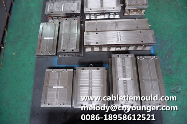 Cable Tie Mould Releasable Cable Ties