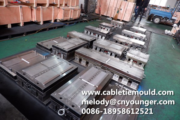 Cable Tie Mould Releasable Cable Ties