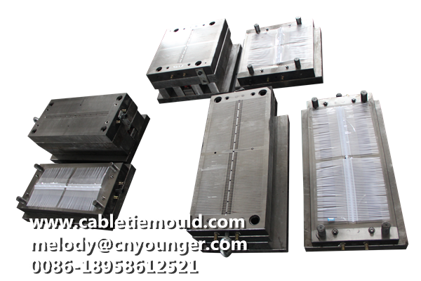 Panel Fastener Mould