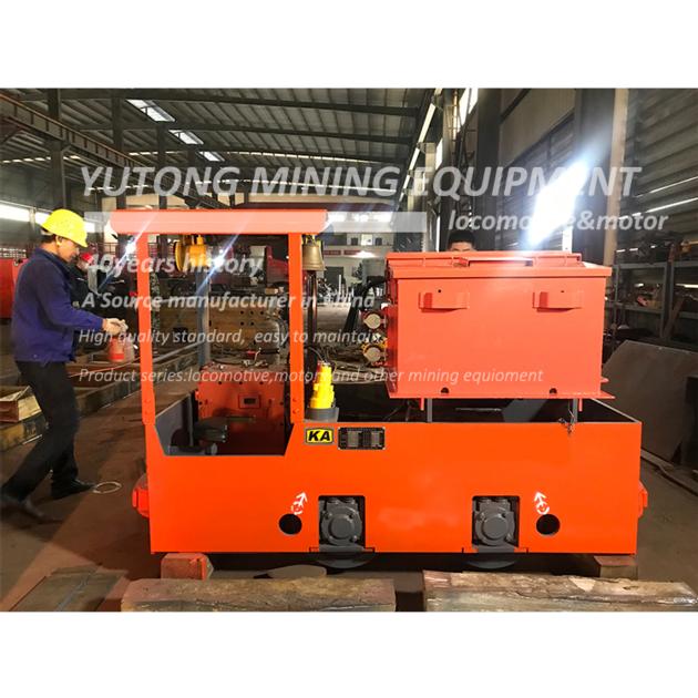 2.5-Ton Mining Accumulator Locomotive Powered by Battery