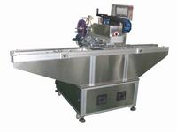 eighteen labels labeling machine