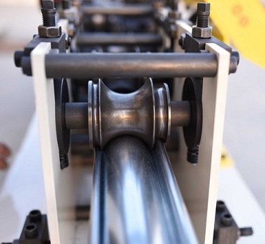 Rolling Shutter Machine