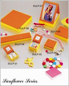 Jewelry box-paper