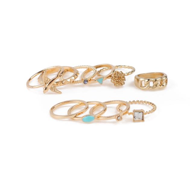 Fashionable Ring Set R06-9686