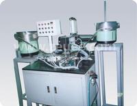 Auto-switch pin inserting automatic machine