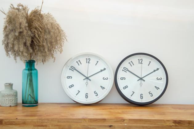 12 Inches Wall Clock With Aluminum