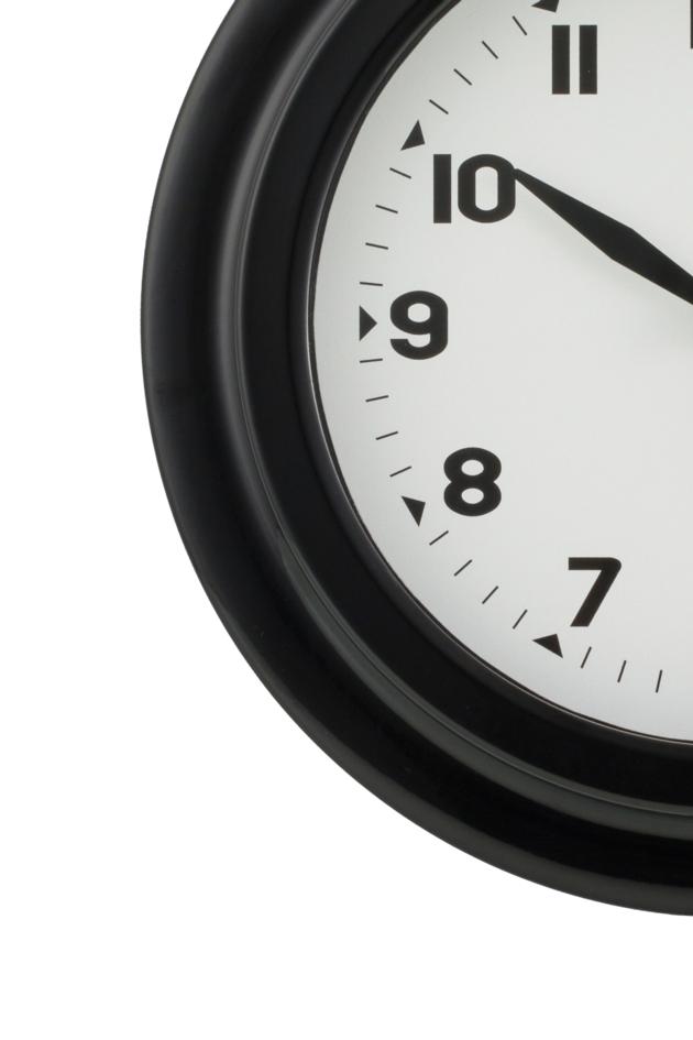 9 Inches Iron Wall Clock