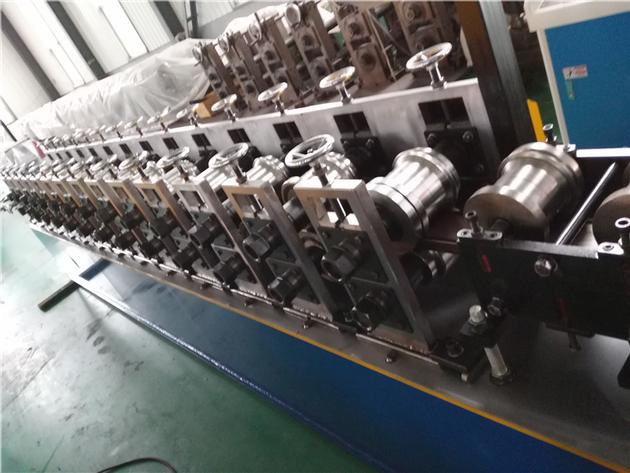 Roll Forming Machine