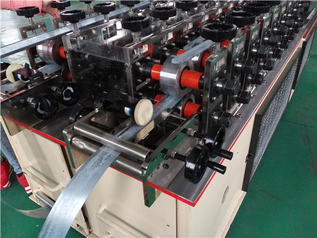 Roll Forming Machine