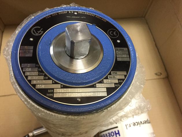 US AB 100CX25F10