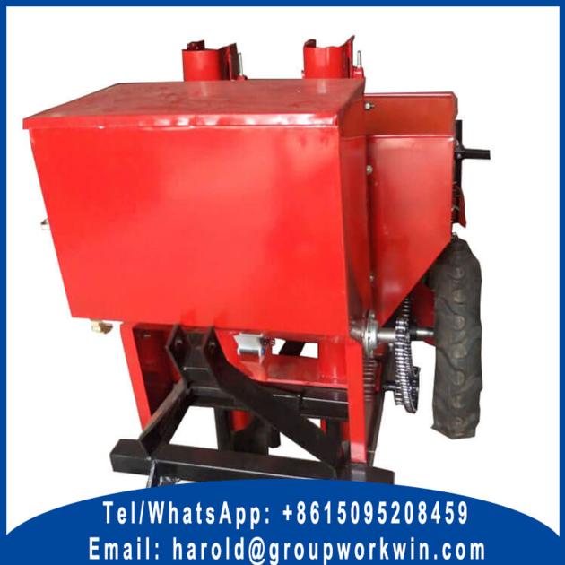 Potato Planter Machine                                                          