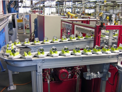 FlexLink conveyor systems Pallet and puck handling