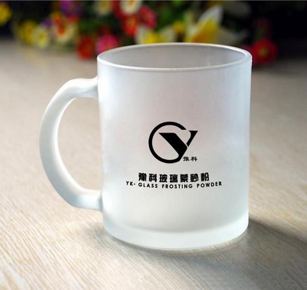 Glass frosting powder